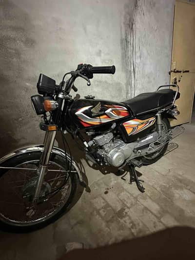 3126417989_ Honda CG 125 2022