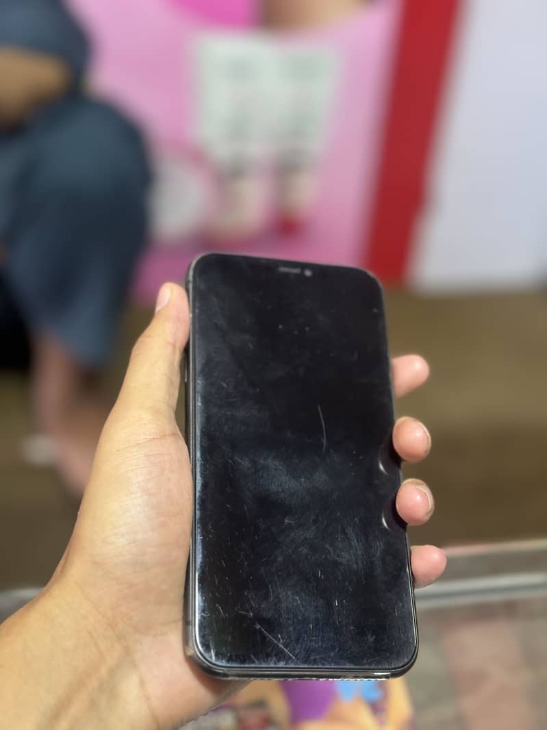iPhone 11Jv 5