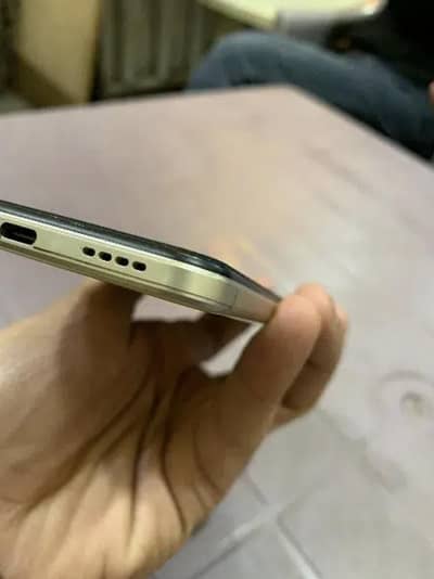 vivo Y33T