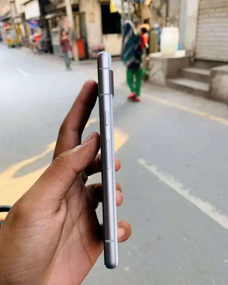 Google pixel 7a 2