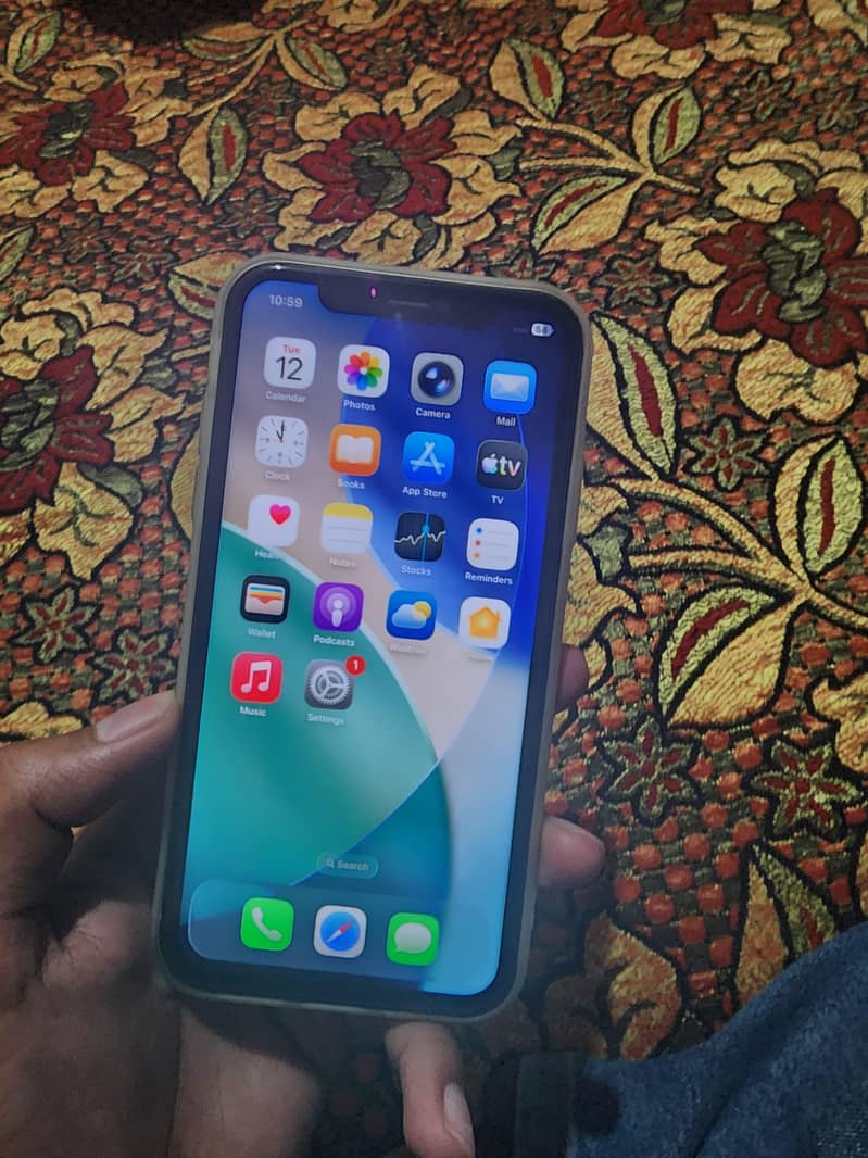 Iphone 11 4