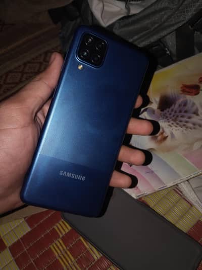 Samsung a12