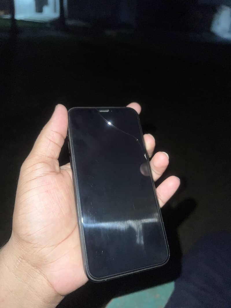 iPhone 11 Pro 3