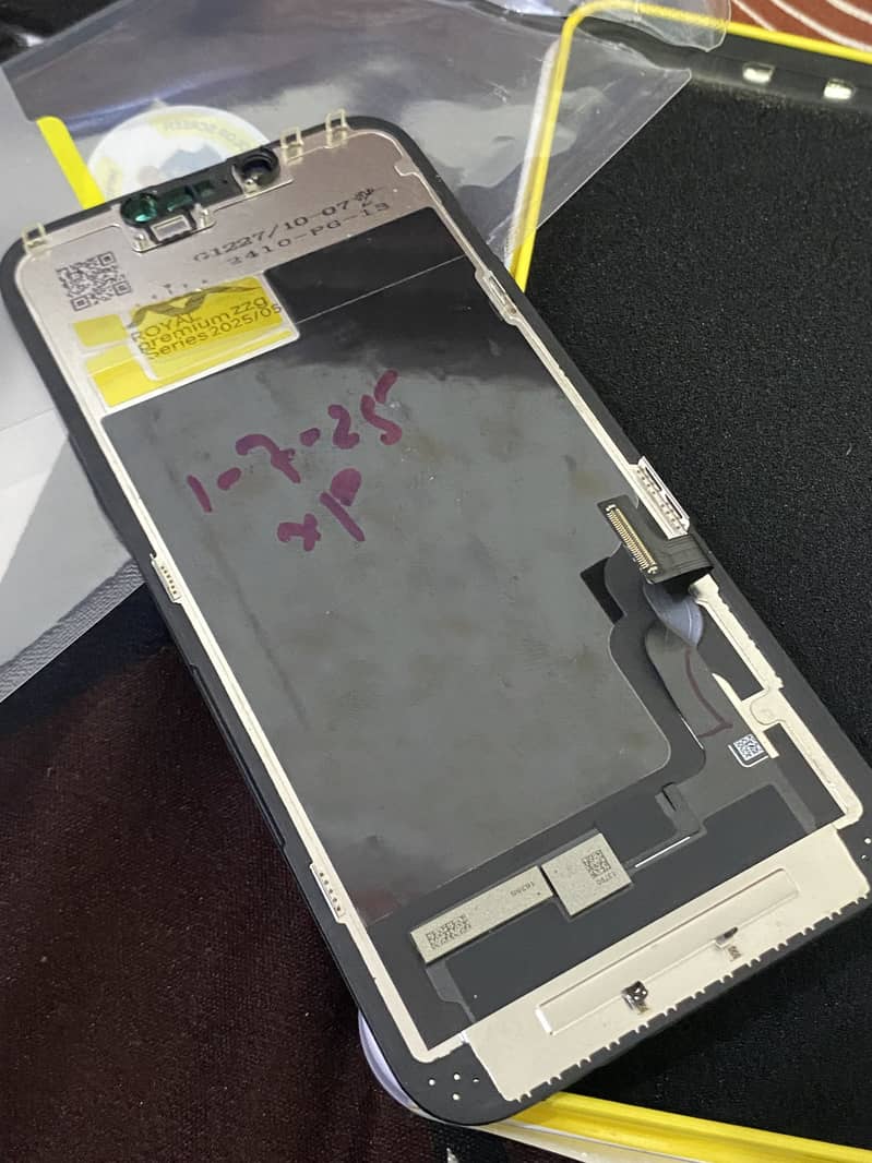 Iphone 13 TFT panel 0