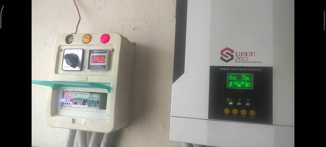Sako sunon pro Hybrid Solar Inverter 5.5KW Excellent Condition