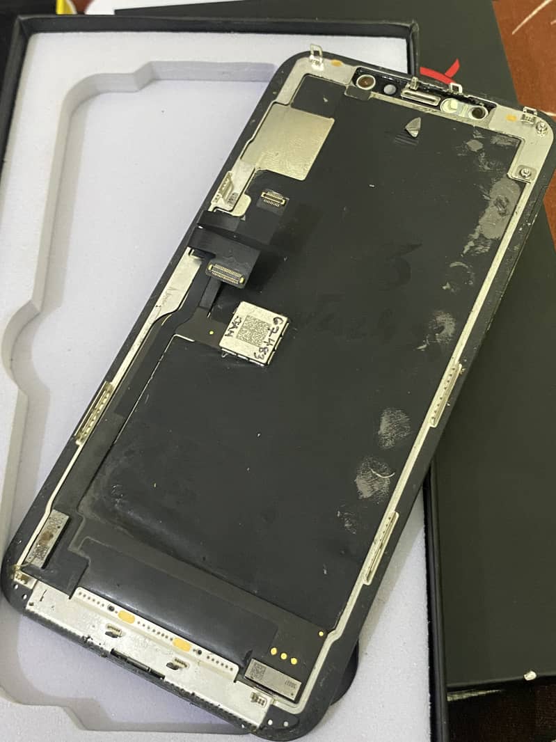 Iphone 11 pro original panel 1