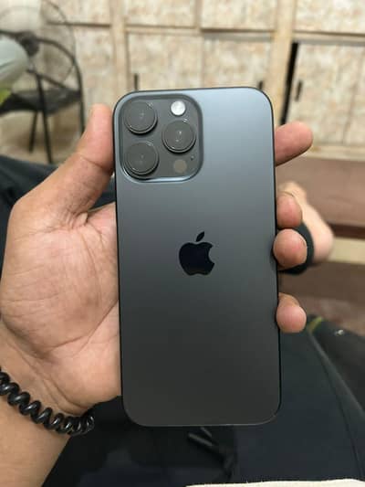 iphone 16 pro max  256 gb black titanium