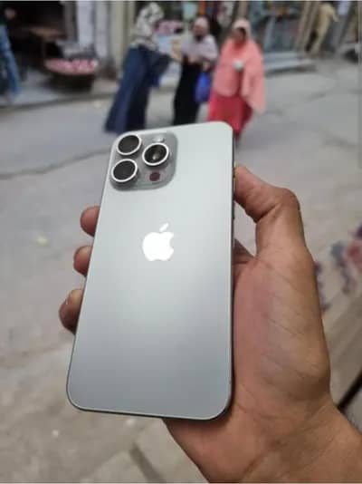 Apple iPhone 16 Pro Max original 100% health natural titanium 256 Gb