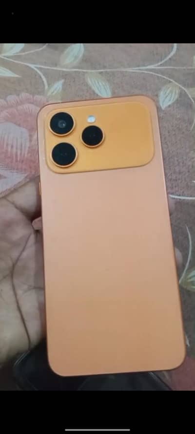 Tecno spark 40