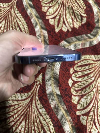 Iphone13 pro max whatpp contact03100772962