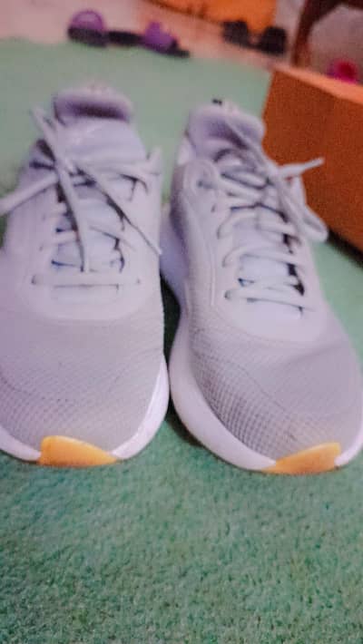 Mint condition 99.8% Original Reebok shoes