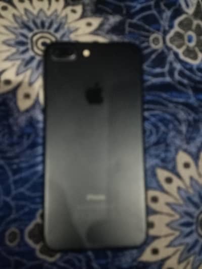 32gb sab Kuch original ha fingerprint all oky ha back or frnd saf ha