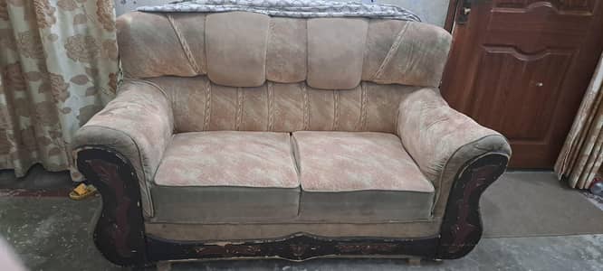 sofa set 3 peice in good condition