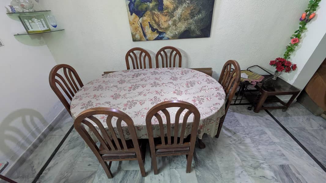 Dining table 6 chairs 0
