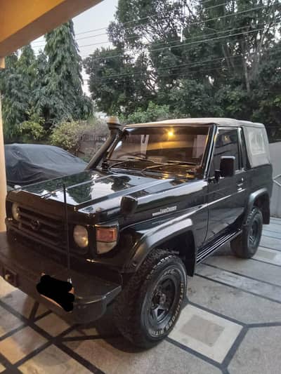 Toyota Land Cruiser RKR Excellent Jeep
