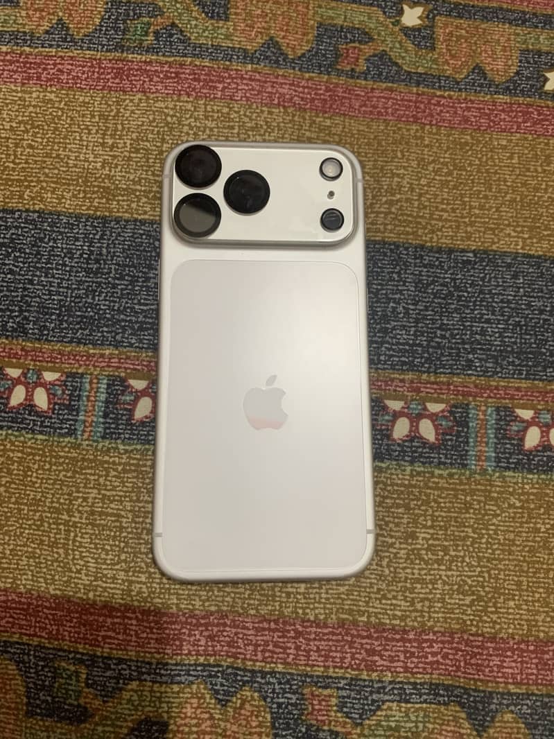 iPhone 17 pro max physical 0