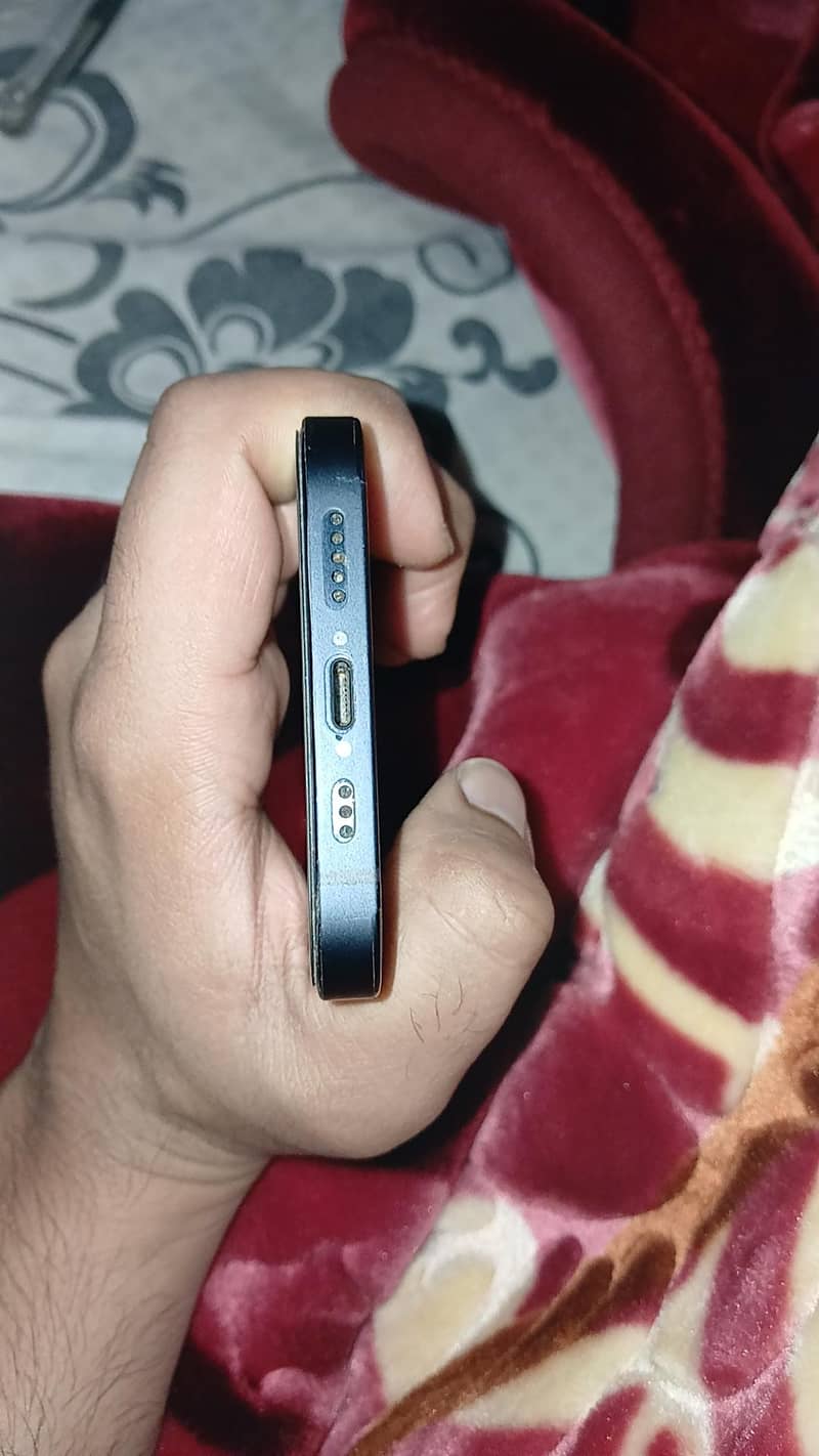 Iphone 12 1