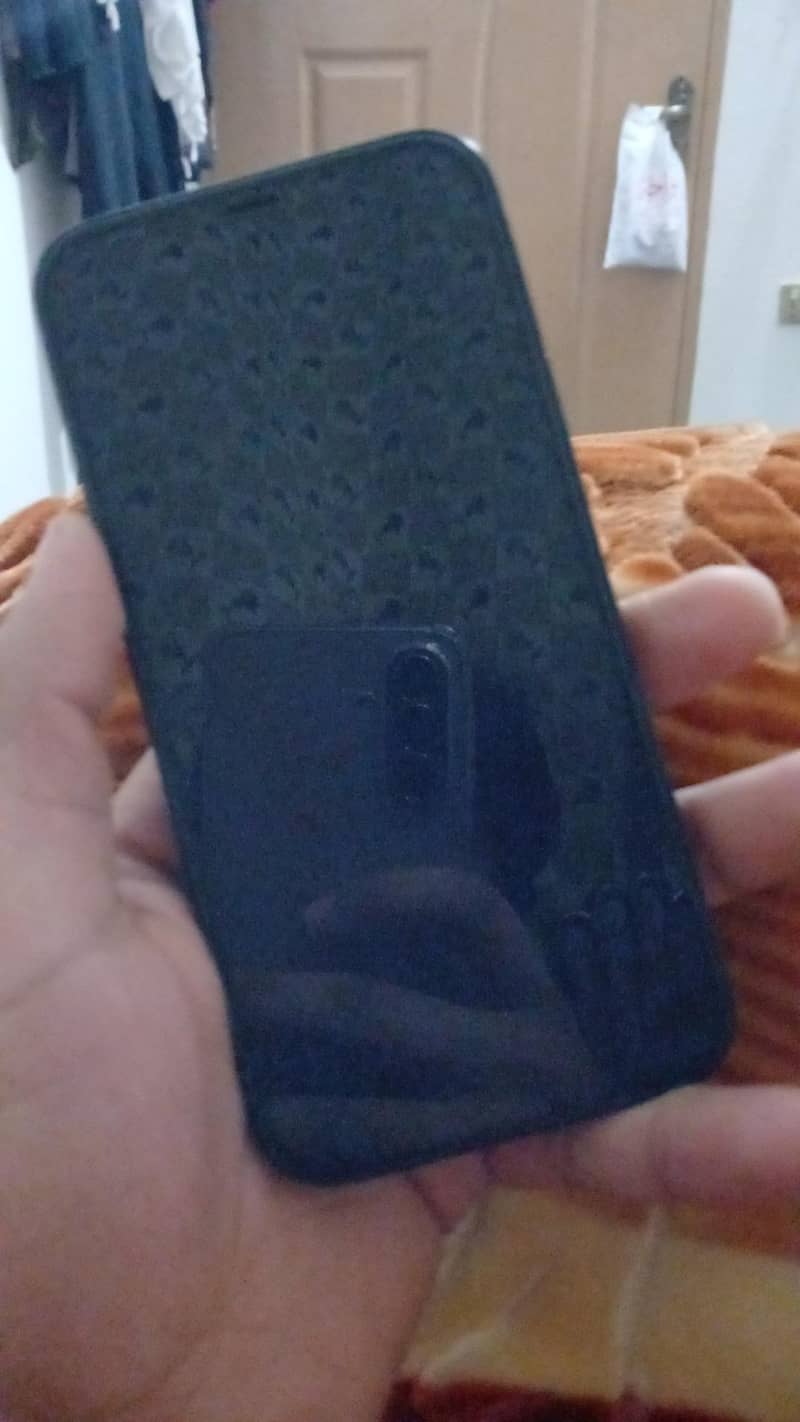 Iphone 12 3