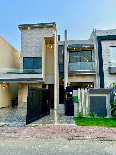 Premium 10 Marla Modern House Available in LDA Approved Bahria Orchard Central Block