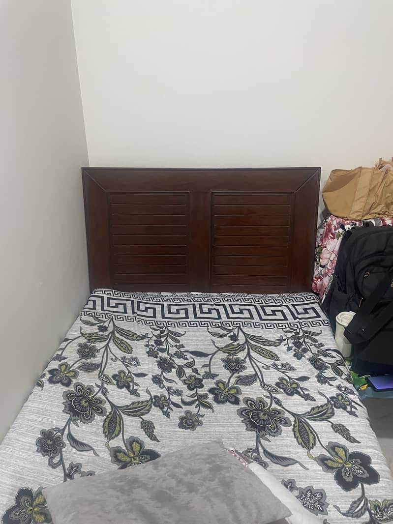 Single bed 1