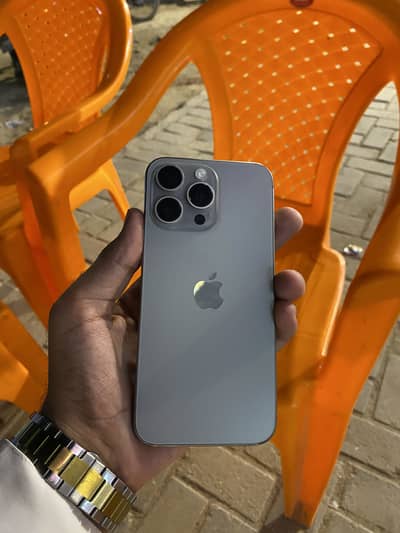 Iphone 15 pro max jv (256gb) complete box