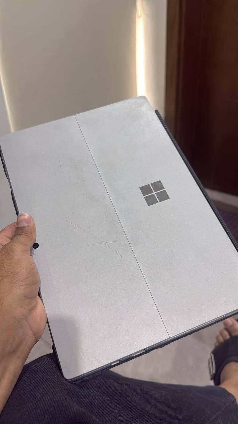 Microsoft Surface pro 5 5