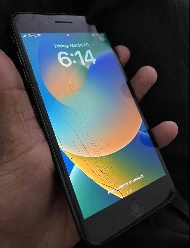 iphone 8plus (PTA APPROVED) 5