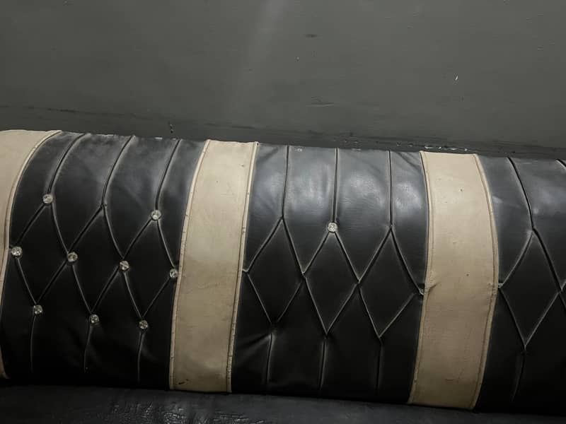 3 seeter sofa 4