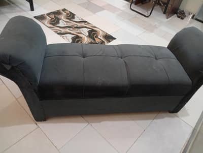 used puffy sety or  2 side  stool