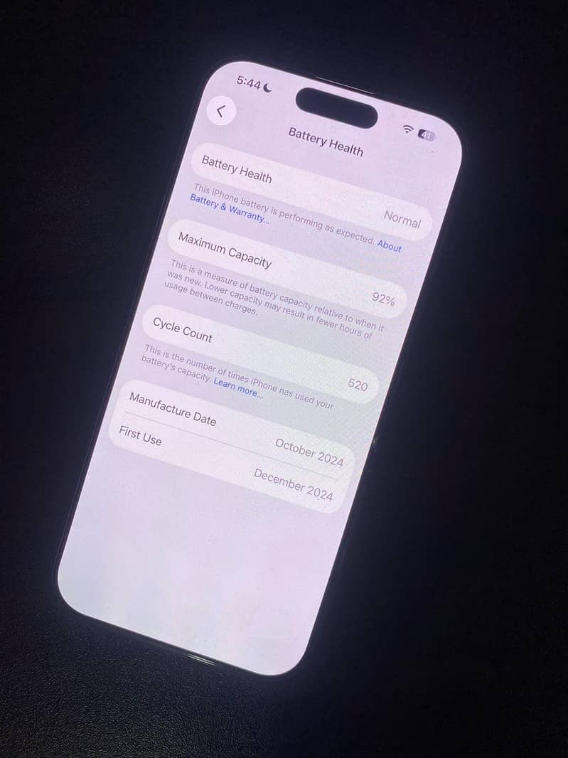 iphone 16 pro 4