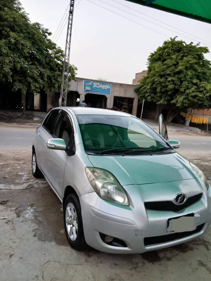 VITZ 2007/13 4