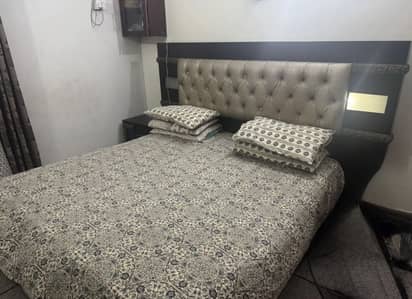 Luxury master Bed Set with spring Mattress & side table
