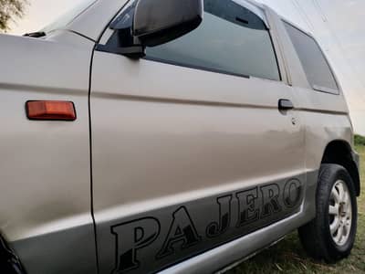 Mitsubishi mini pajero in best condition 660cc manual 4/4