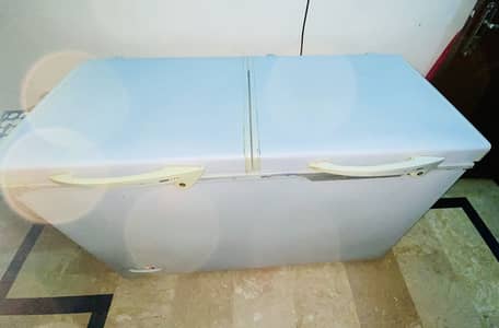 Full Size Deep Freezer / Referigerator