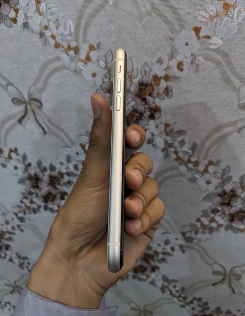 iPhone 11 Exchange 1