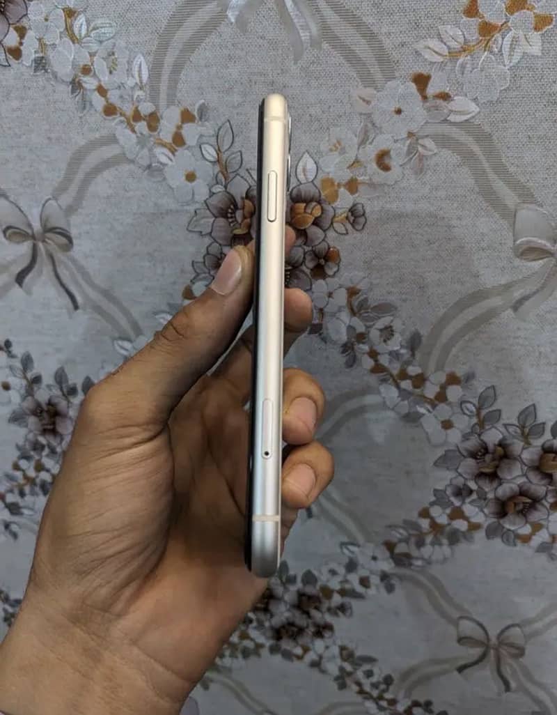 iPhone 11 Exchange 2