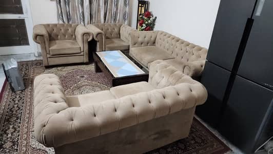 7 seater sofa (No Table)