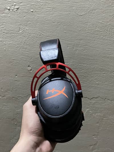 Hyper x Cloud alpha