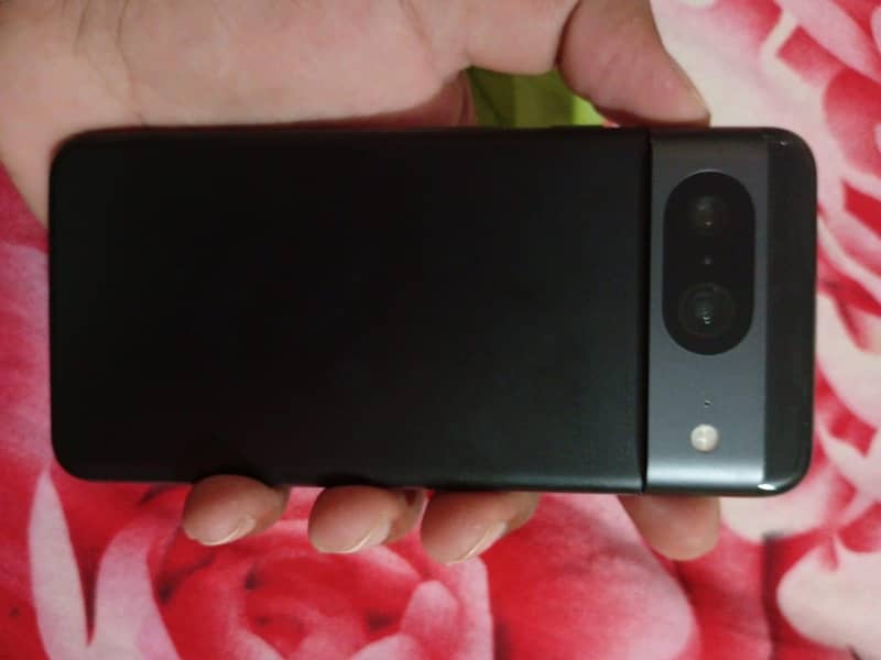 Google pixel 8 2