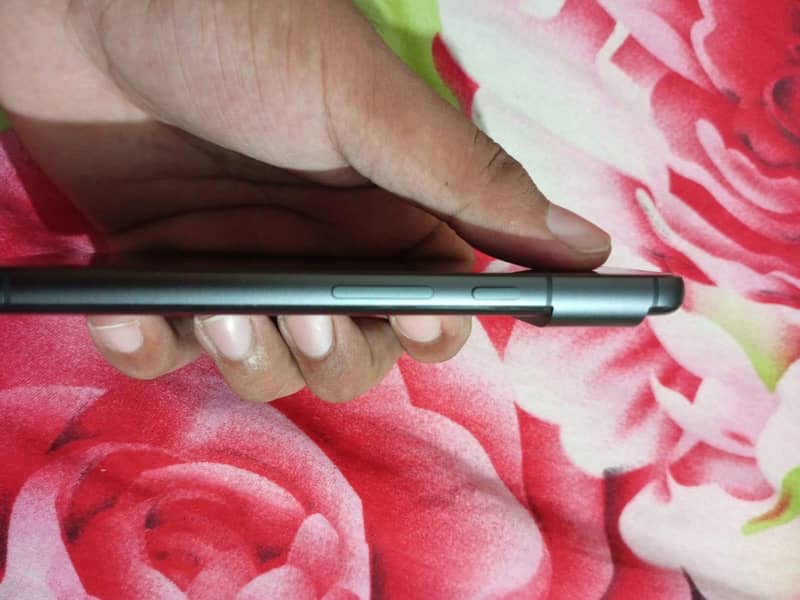Google pixel 8 6