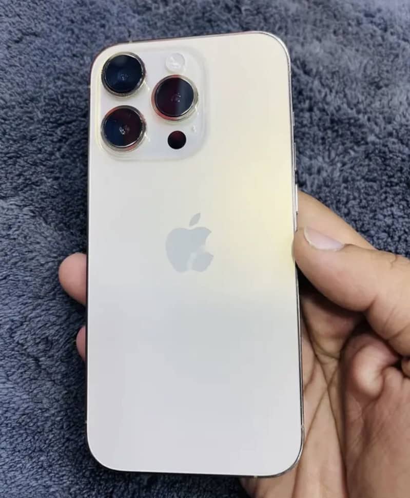iPhone 14 Pro 0