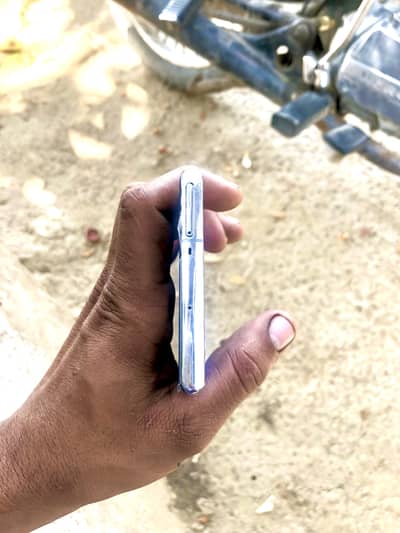 12gb ram 256gb momery total Original hai