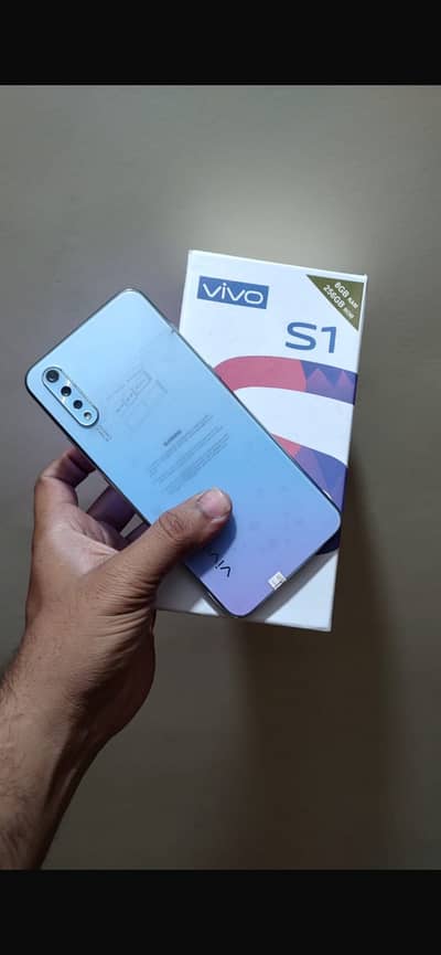 Vivo S1 4/128 GB Ram rom pta prove 