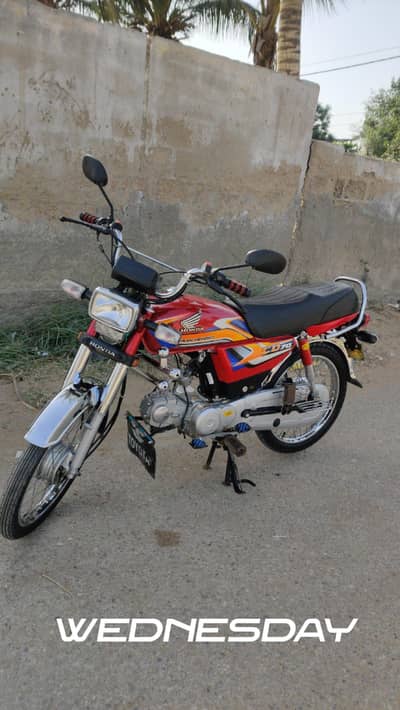 Honda CD 70 red color for sale