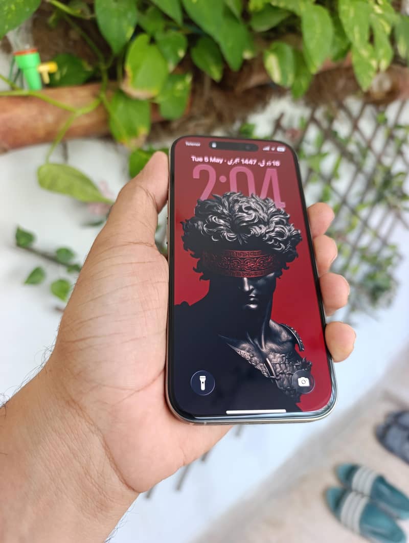 iphone 16 pro 0