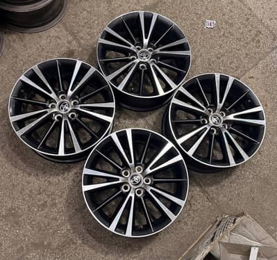Toyota Grande original Rims