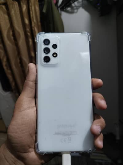 SAMSUNG A72 8GB 128GB WITH BOX AND CHARGER ALAG SA BUY KARNA HOGA