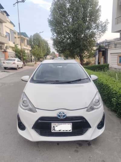 Toyota aqua for sale 15/18/20