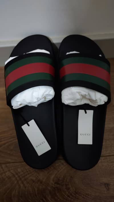 Gucci mens slippers  original  uk 43/9