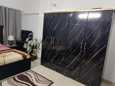 4 door cupboard